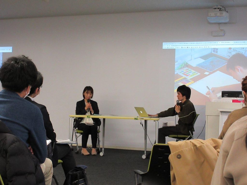 新潟県開催の会では福祉施設の支援 員が利用者の作品を公募展に応募するまでのいきさつをうかがった